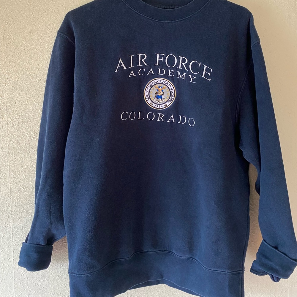 Navy colored Colorado Air Force crewneck/ size medium/ jansport